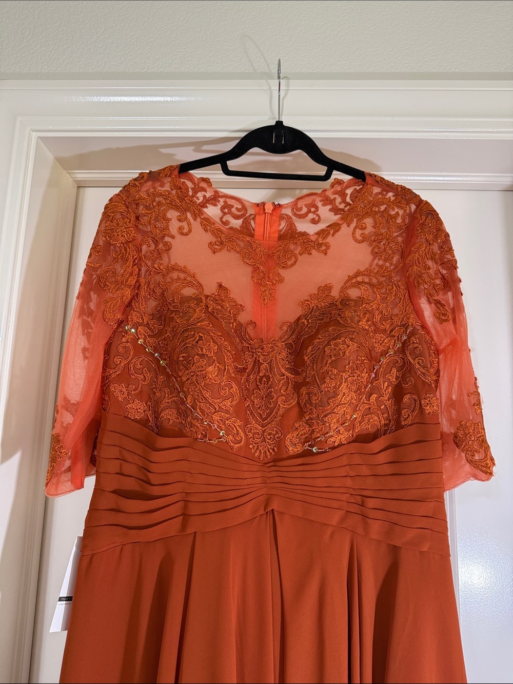 Embroidered Lace Bodice Midi Dress in Rust - Picture 4 of 4